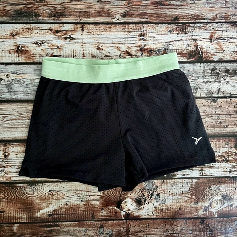 Old Navy Dark Gray Athletic Shorts ~
M (8)